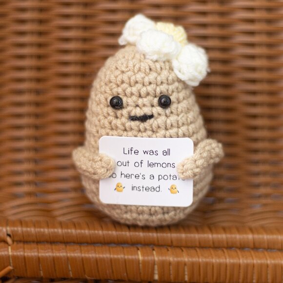 NWT 3 PC Khaki Potato with Bow and Red Heart/ Potato with White Flower V-Smile - Picture 4 of 7